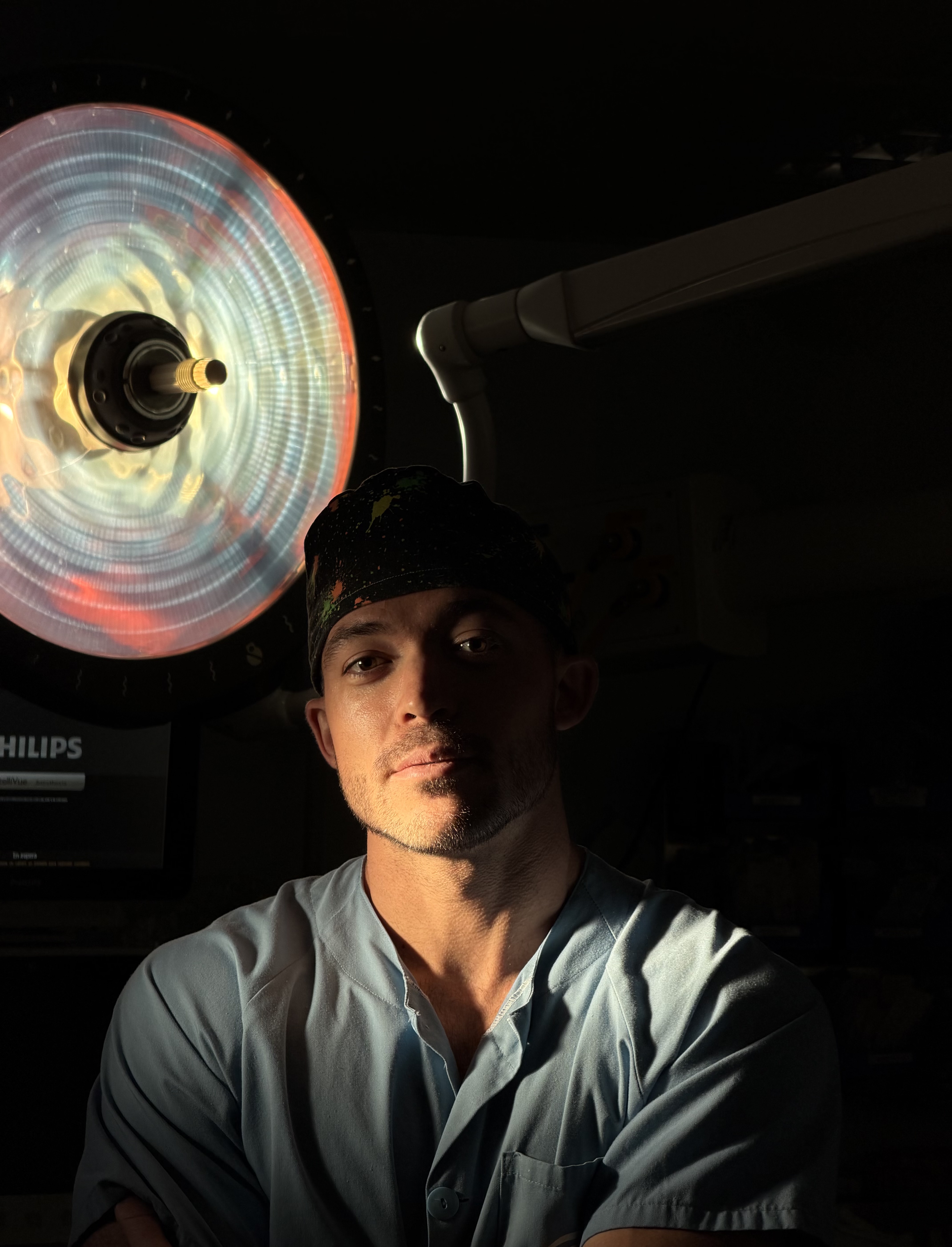 Dr. Roberto Asenjo — Cirujano Plástico Granada